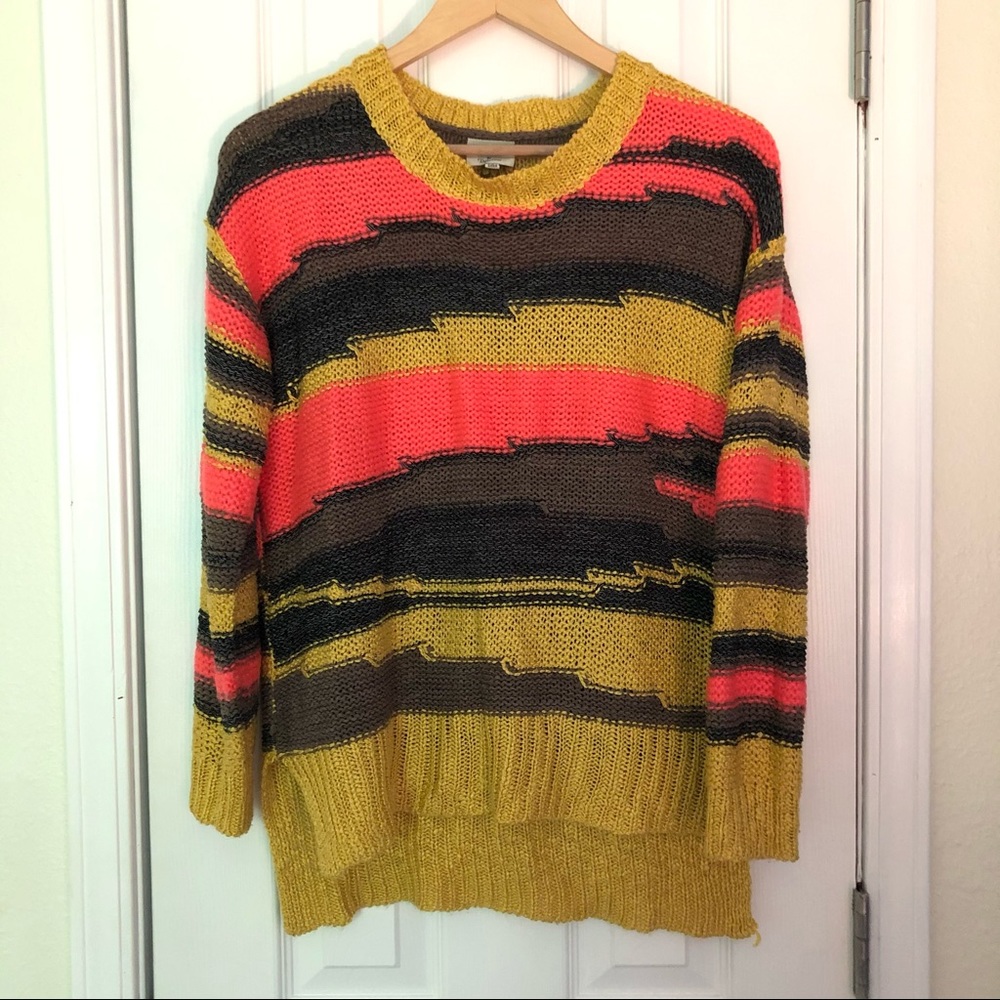 Multicolored jagged stripe sweater
